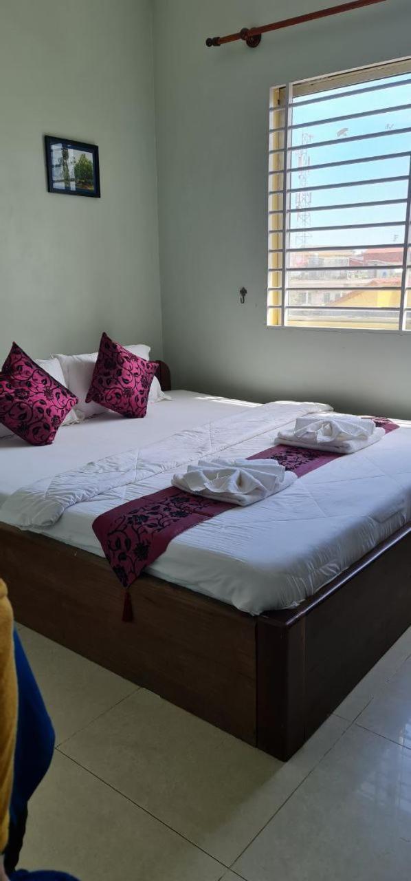 Khemra I Guesthouse Kampot Ngoại thất bức ảnh