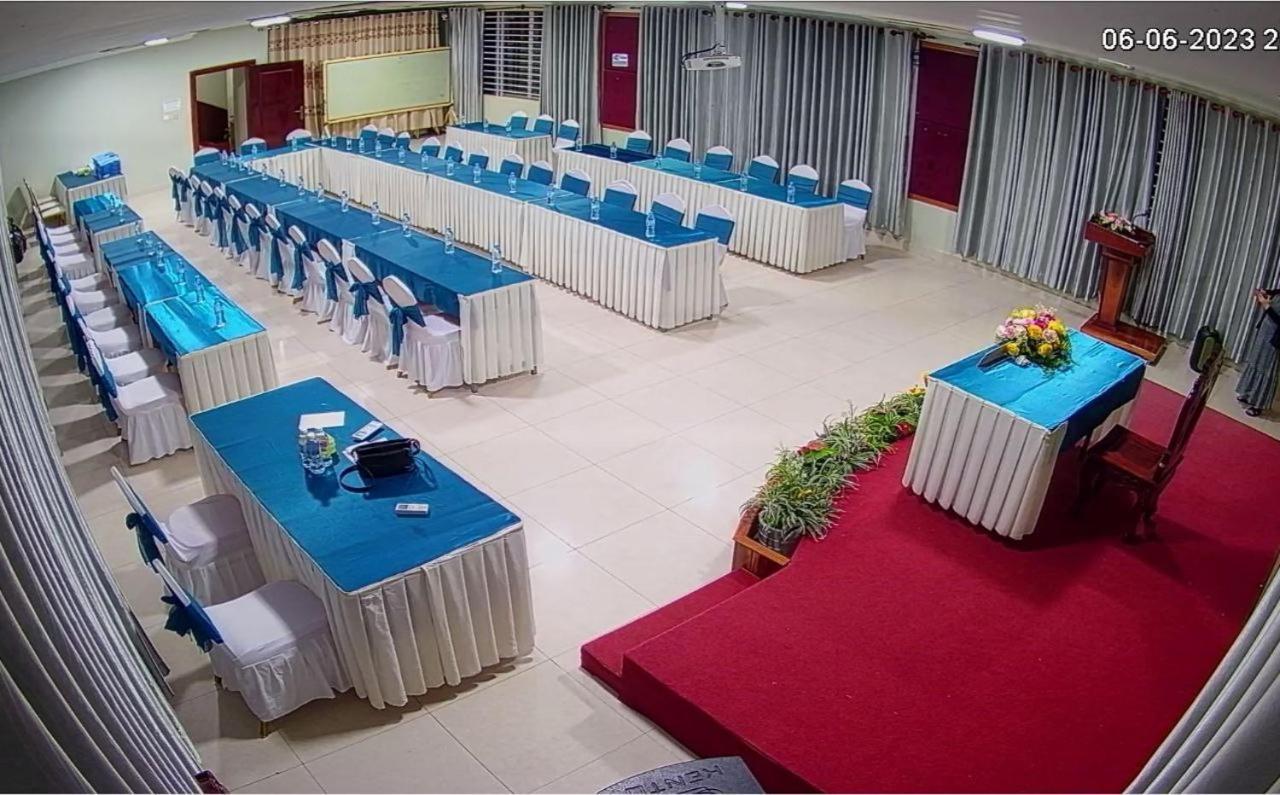 Khemra I Guesthouse Kampot Ngoại thất bức ảnh