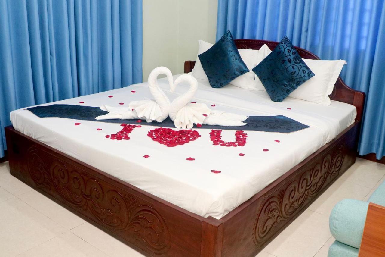 Khemra I Guesthouse Kampot Ngoại thất bức ảnh