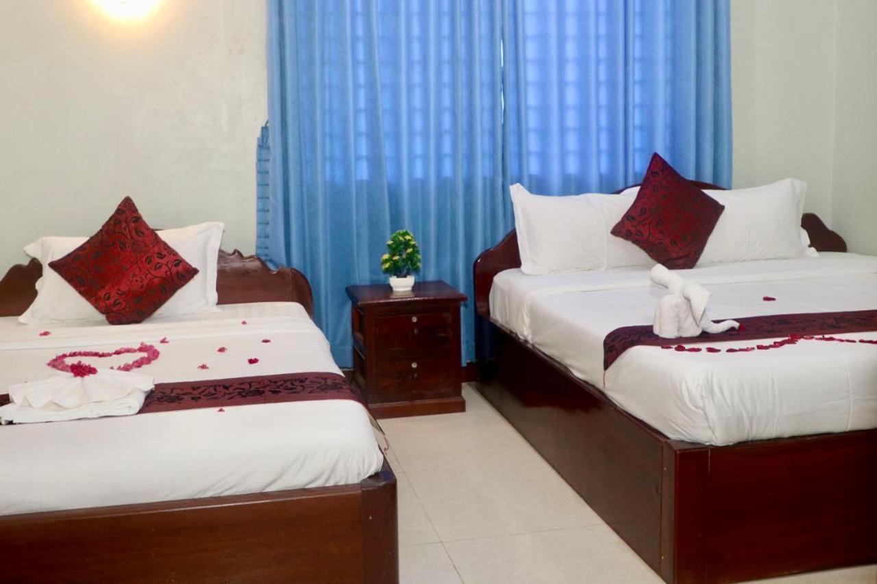 Khemra I Guesthouse Kampot Ngoại thất bức ảnh