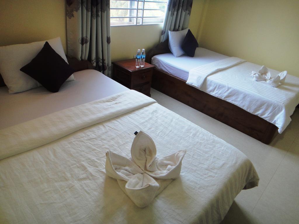 Khemra I Guesthouse Kampot Phòng bức ảnh