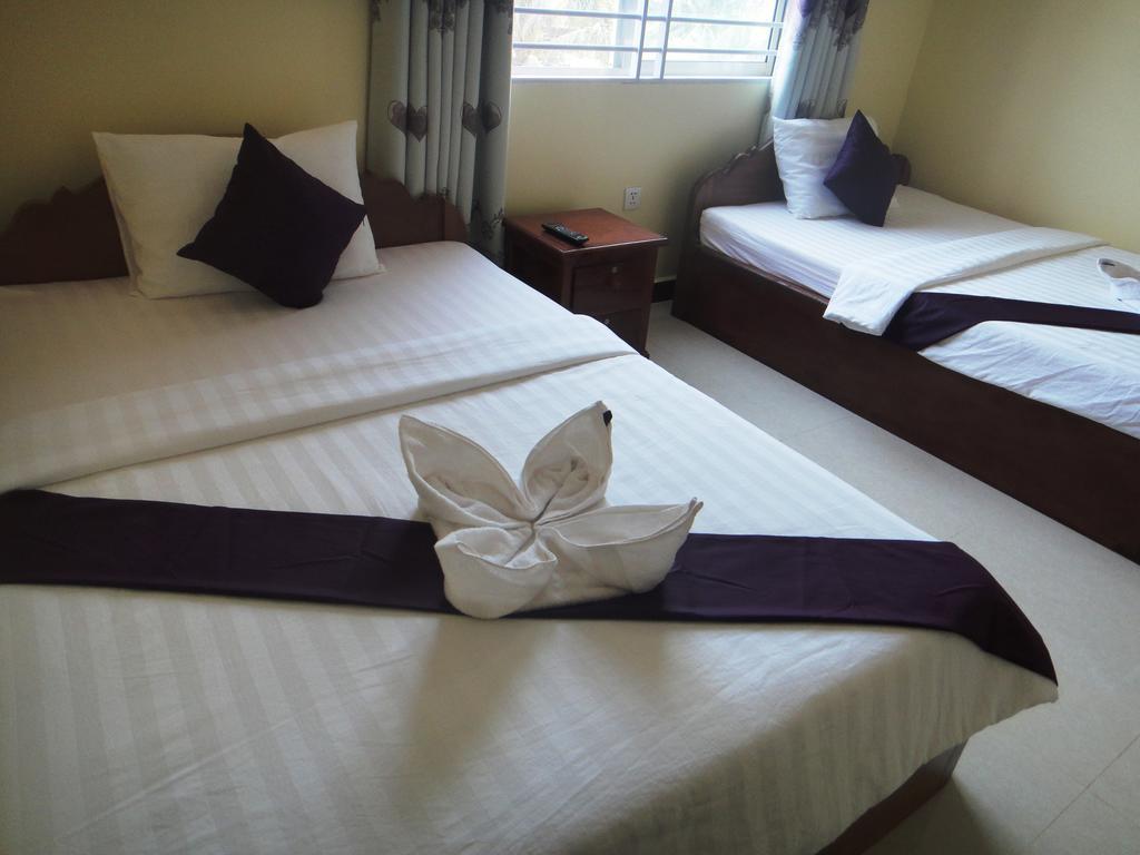 Khemra I Guesthouse Kampot Phòng bức ảnh