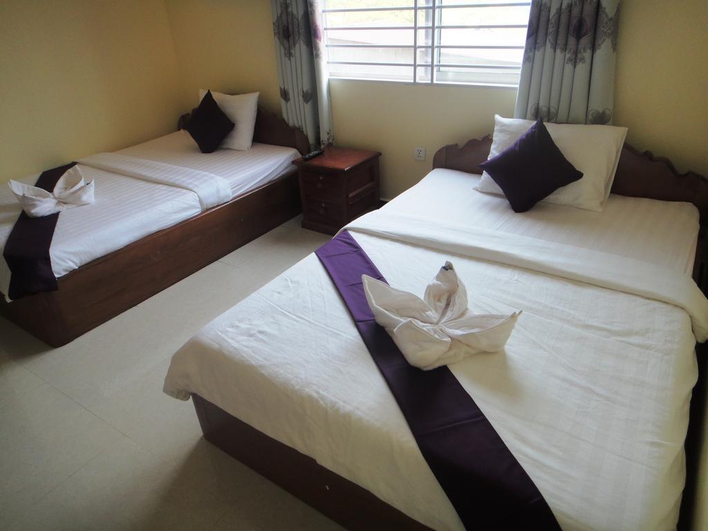 Khemra I Guesthouse Kampot Phòng bức ảnh