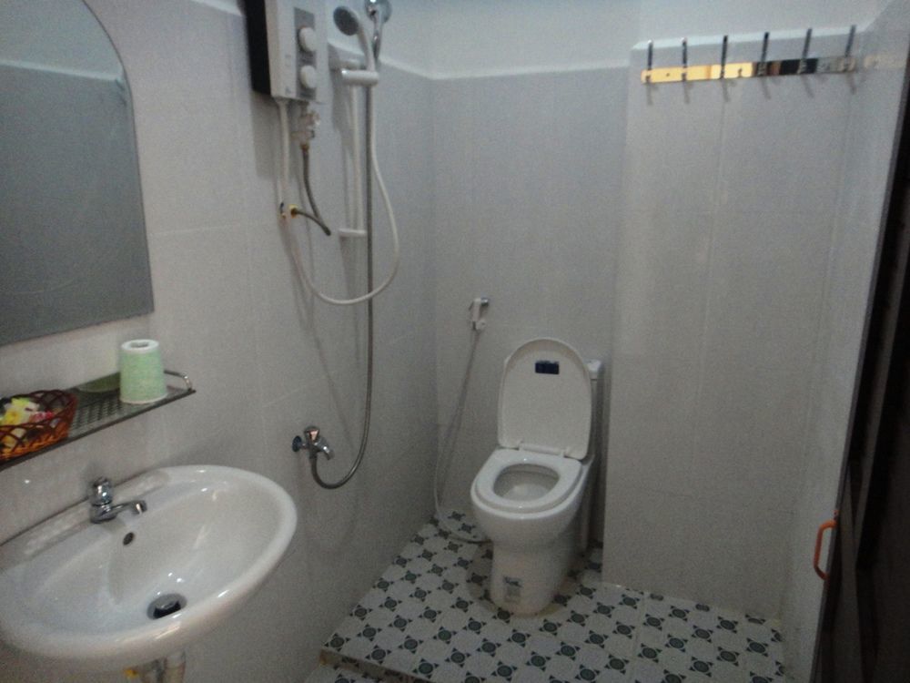 Khemra I Guesthouse Kampot Ngoại thất bức ảnh